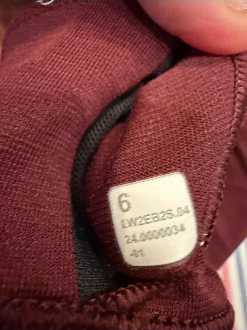 lululemon athletica Energy Bra Maroon Sports Bra size 6
